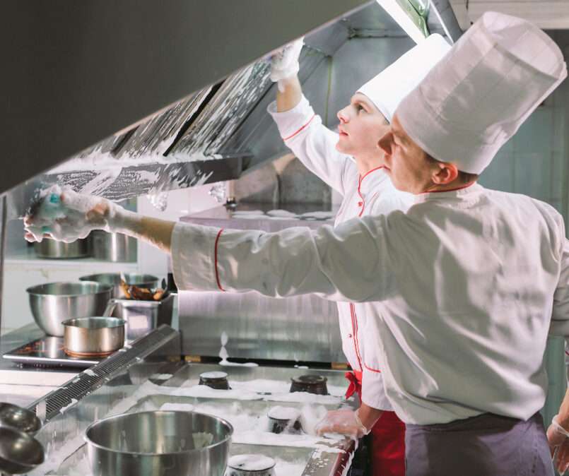 Hiring Professional Commercial Kitchen Cleaners in Los Angeles