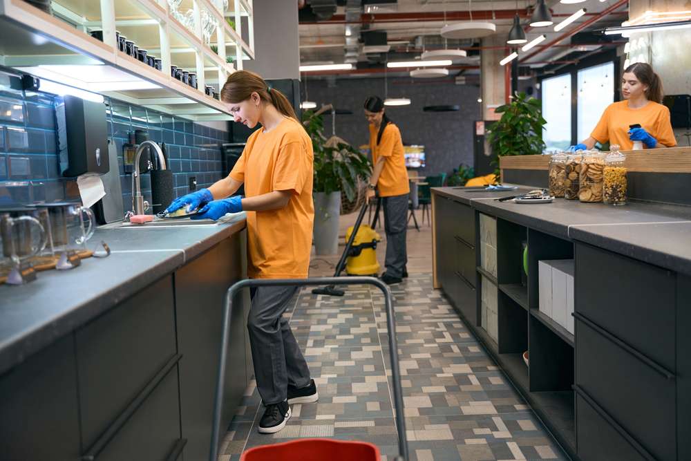 The Ultimate Guide to Daily Commercial Kitchen Cleaning