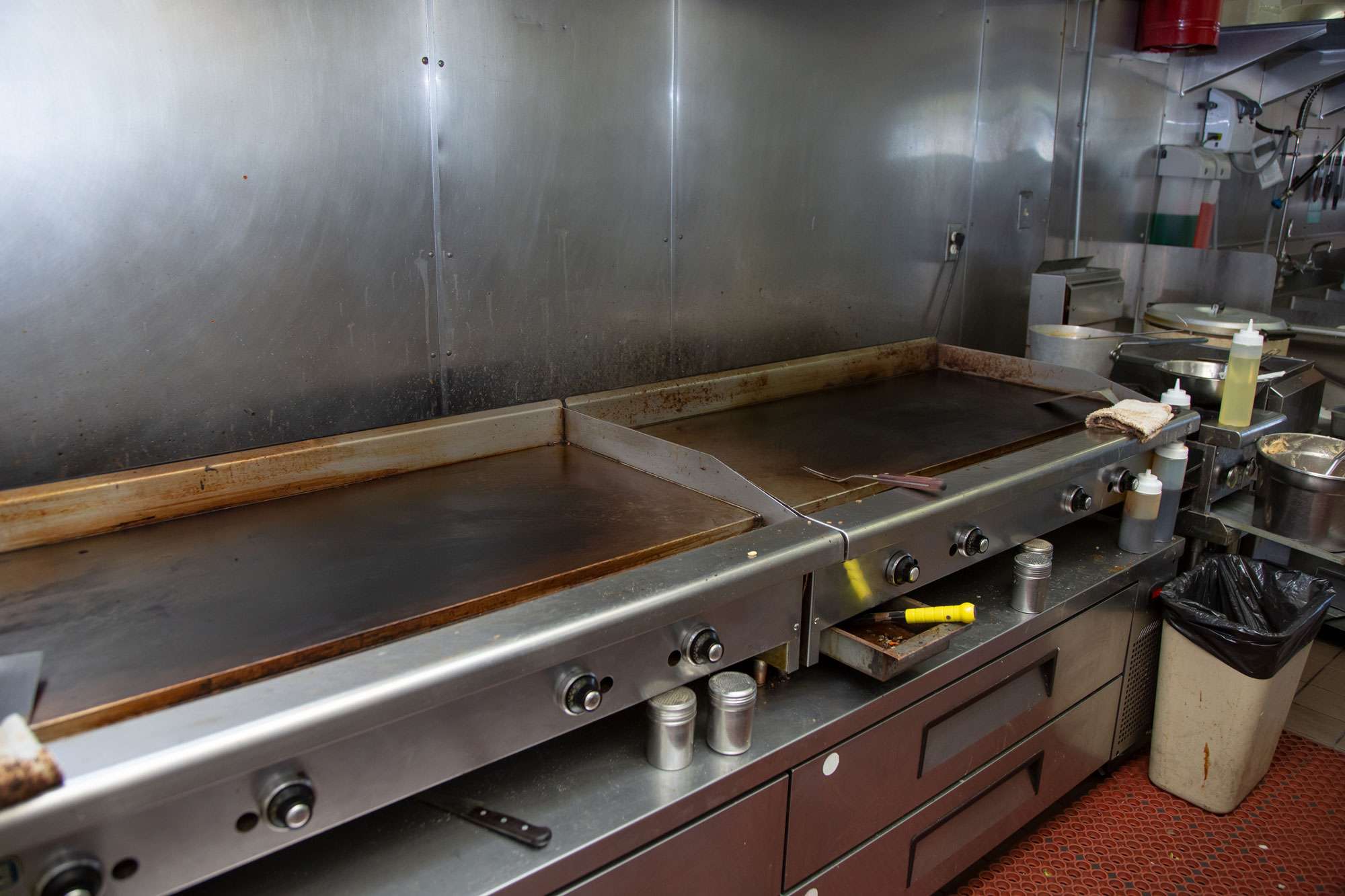 Griddle and Range Top Maintenance